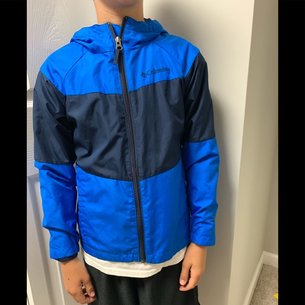 Youth sz 8 Columbia jacket EUC smoke/pet free home